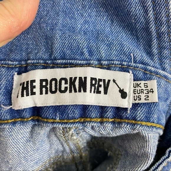 Rockn Rev Jean Overall distressed shorts size 2 - Picture 6 of 13